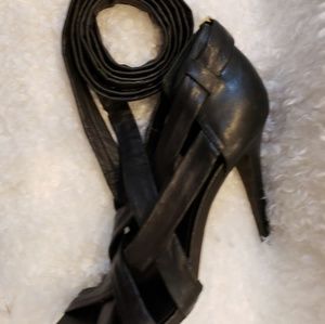 shoe Tory Burch 4in regular size 9